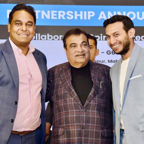 LEFT TO RIGHT: Aditya Thyagarajan, cofounder/president, HotelKey; Shri Nitin Gadkari, Union Minister of Road Transport & Highways, Government of India; and Ritesh Agarwal, founder/CEO, OYO and chairperson, G6 Hospitality International Inc.